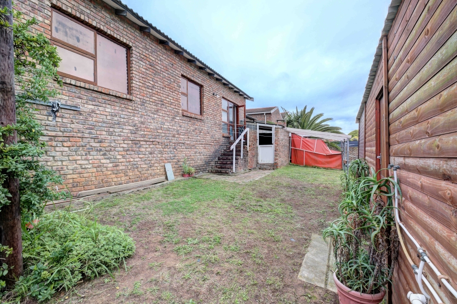 3 Bedroom Property for Sale in Western Hills Eastern Cape